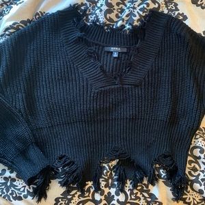 Cropped sweater ! Size small.